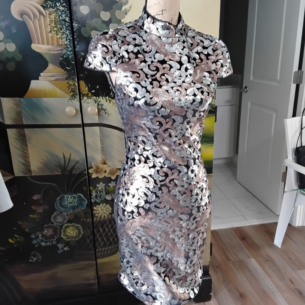 Alice + Olivia Silver and Black Mini Dress